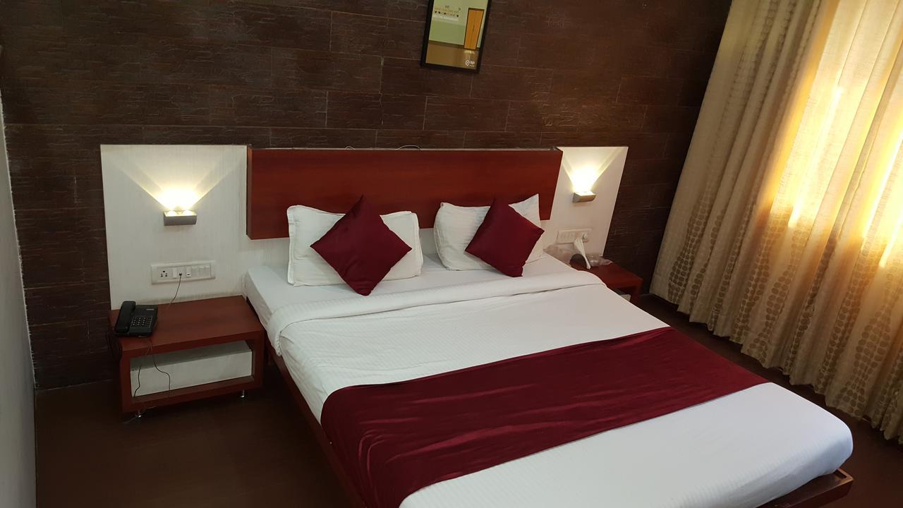 Hotel Khandesh Residency Panvel Exterior photo
